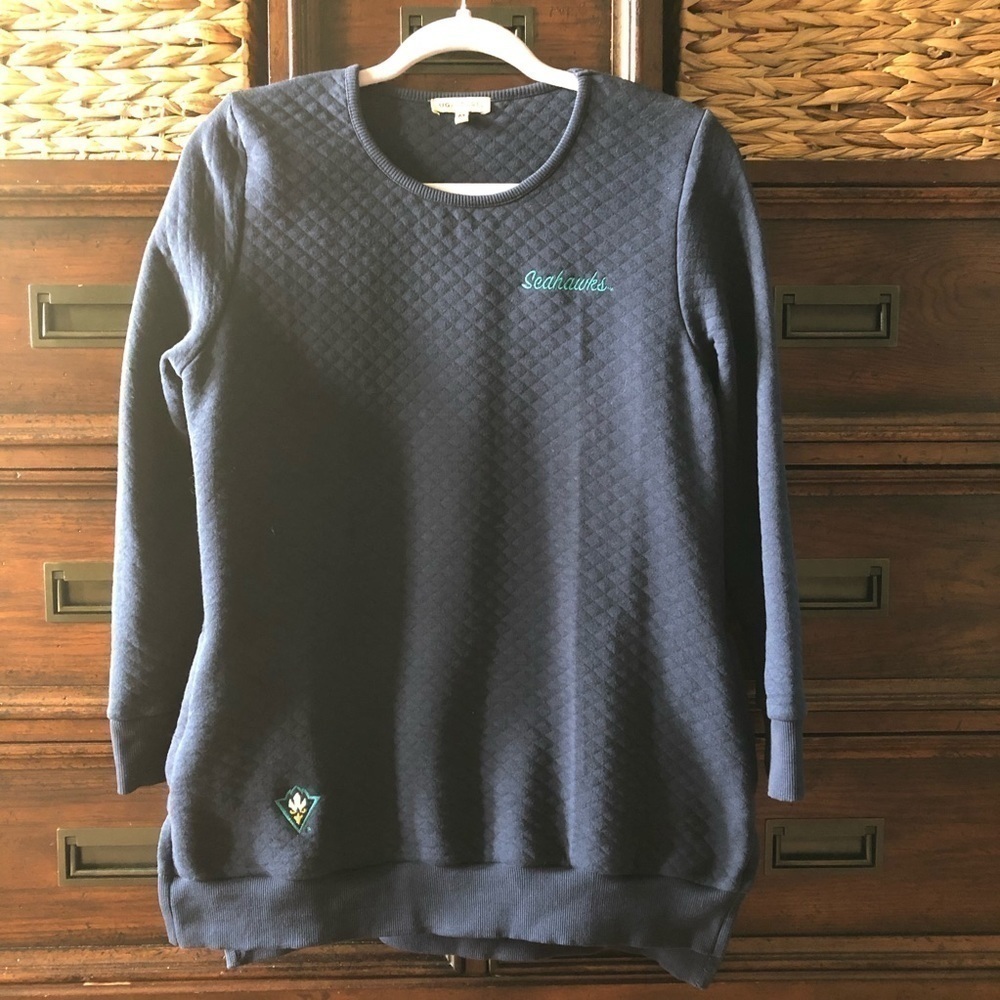 UG Apparel Seahawks quilted tunic top with pockets in size M